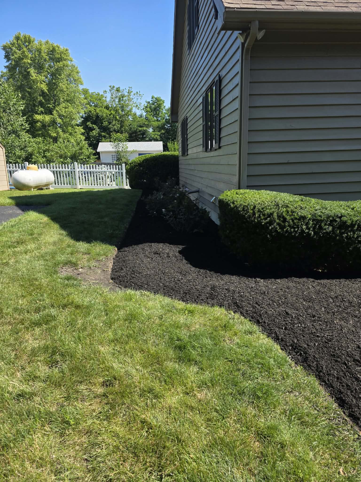 Flower Beds and Mulching 2